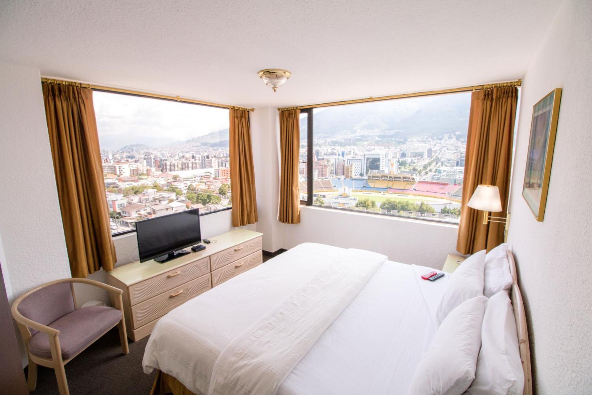 Stanford Suites Hotel Quito Oda fotoğraf